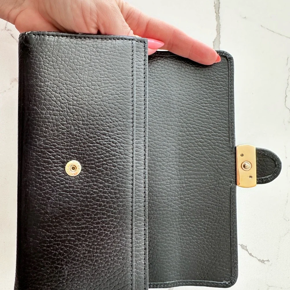 Gucci Black Wallet with Gold Interlocking G - Picture 4 of 12